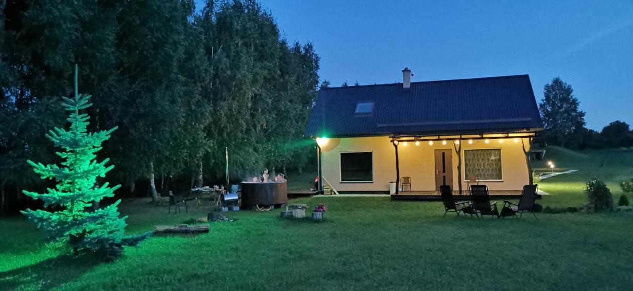 Kuldīga Burzini 빌라 외부 사진