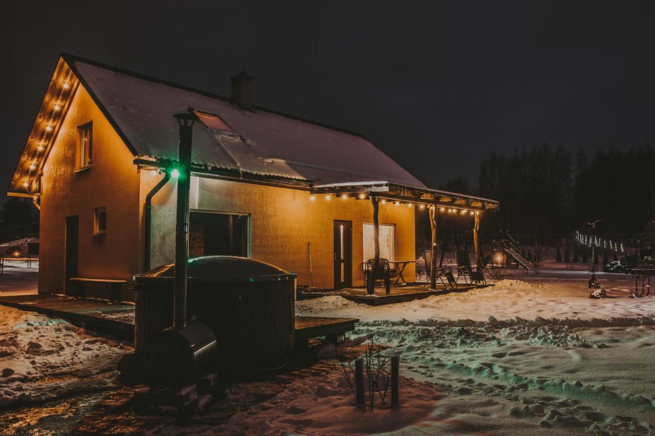 Kuldīga Burzini 빌라 외부 사진