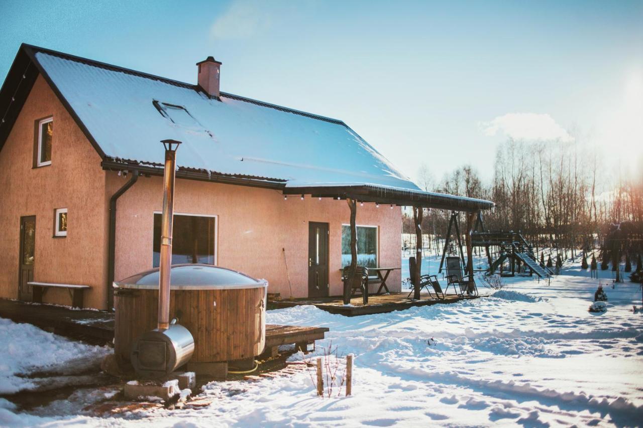 Kuldīga Burzini 빌라 외부 사진